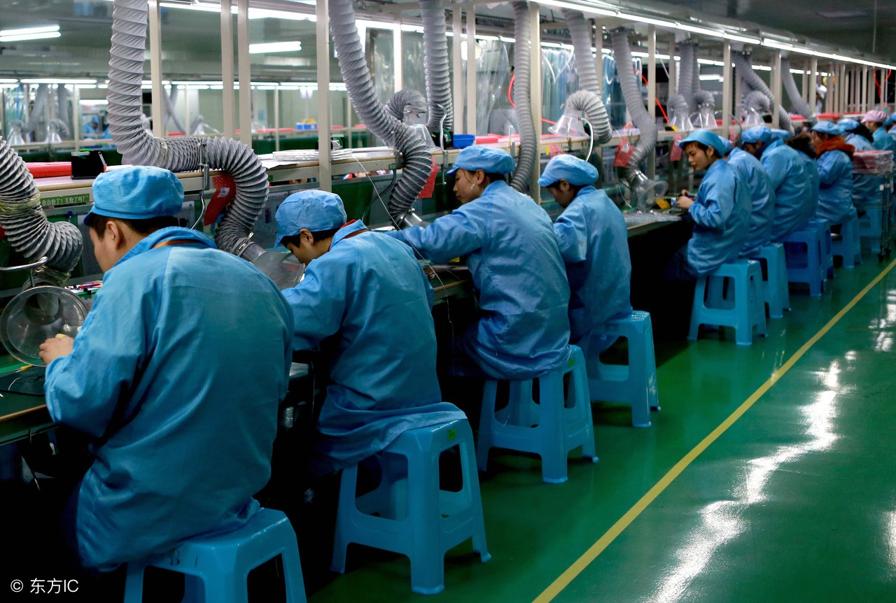 赚了这么多钱，最后却败走越南，耐克、阿迪为什么“逃出中国”？