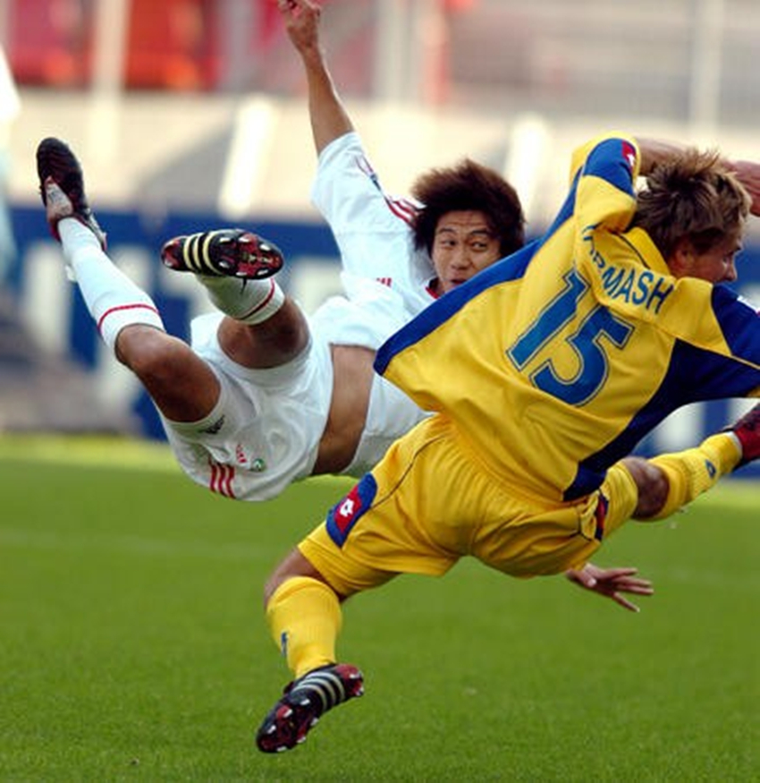 朱挺在武汉卓尔精彩回放,武汉卓尔朱挺泰国裁判视频