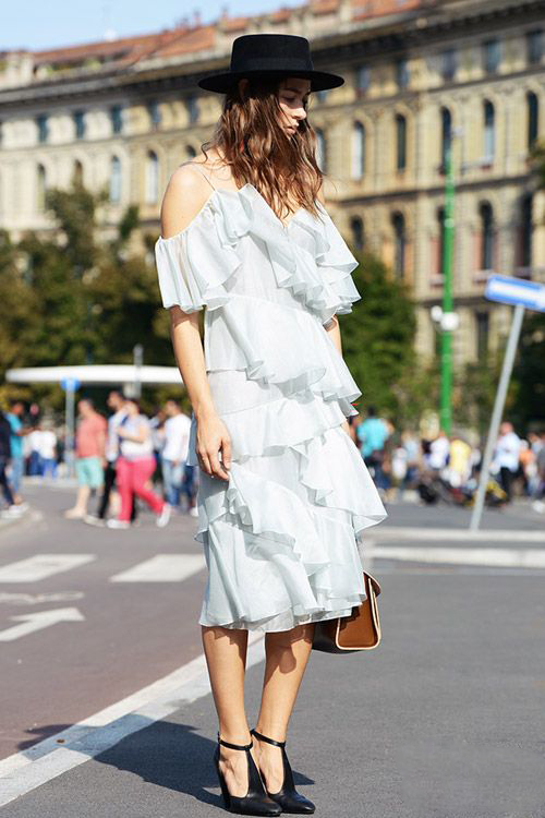 雪纺衫配什么裤子更好看,雪纺衫应该搭配什么裤子