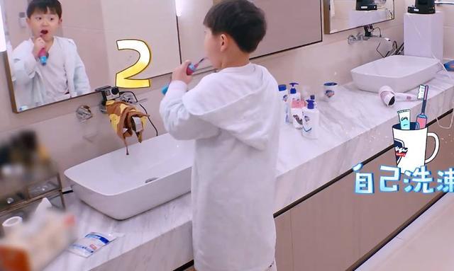 邓莎大麟子磕伤,邓莎受伤