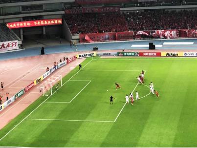 去现场看球赛带啥,去现场看球是什么感觉