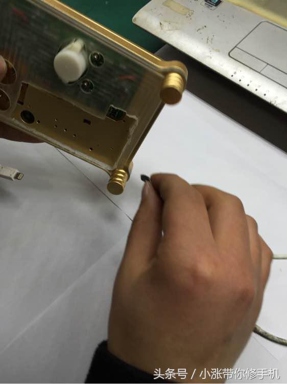 iphone6s内存太满导致无限白苹果,iphone6s内存不足无法开机