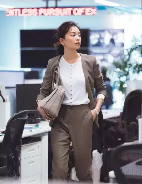 怎么把便宜的衣服穿出高级感,怎么把便宜的衣服穿出大牌的质感