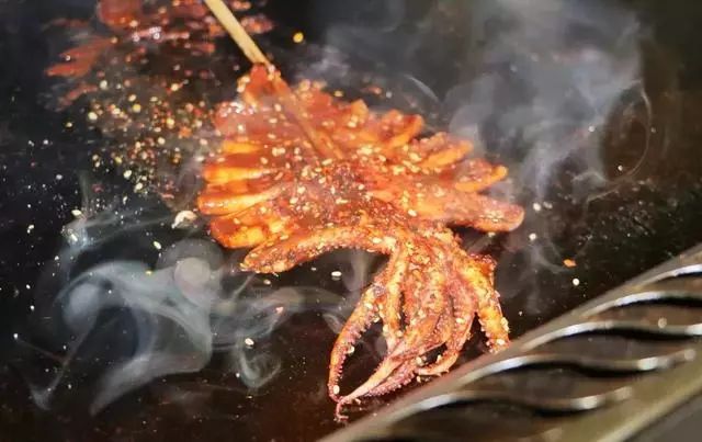 你们不就想知道“歹街”有什么店吗？统统都告诉你！（最全版颇费流量）