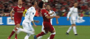 一笛晚风吹梦，伴随至终的歌声——战斗到底的KOP看台！