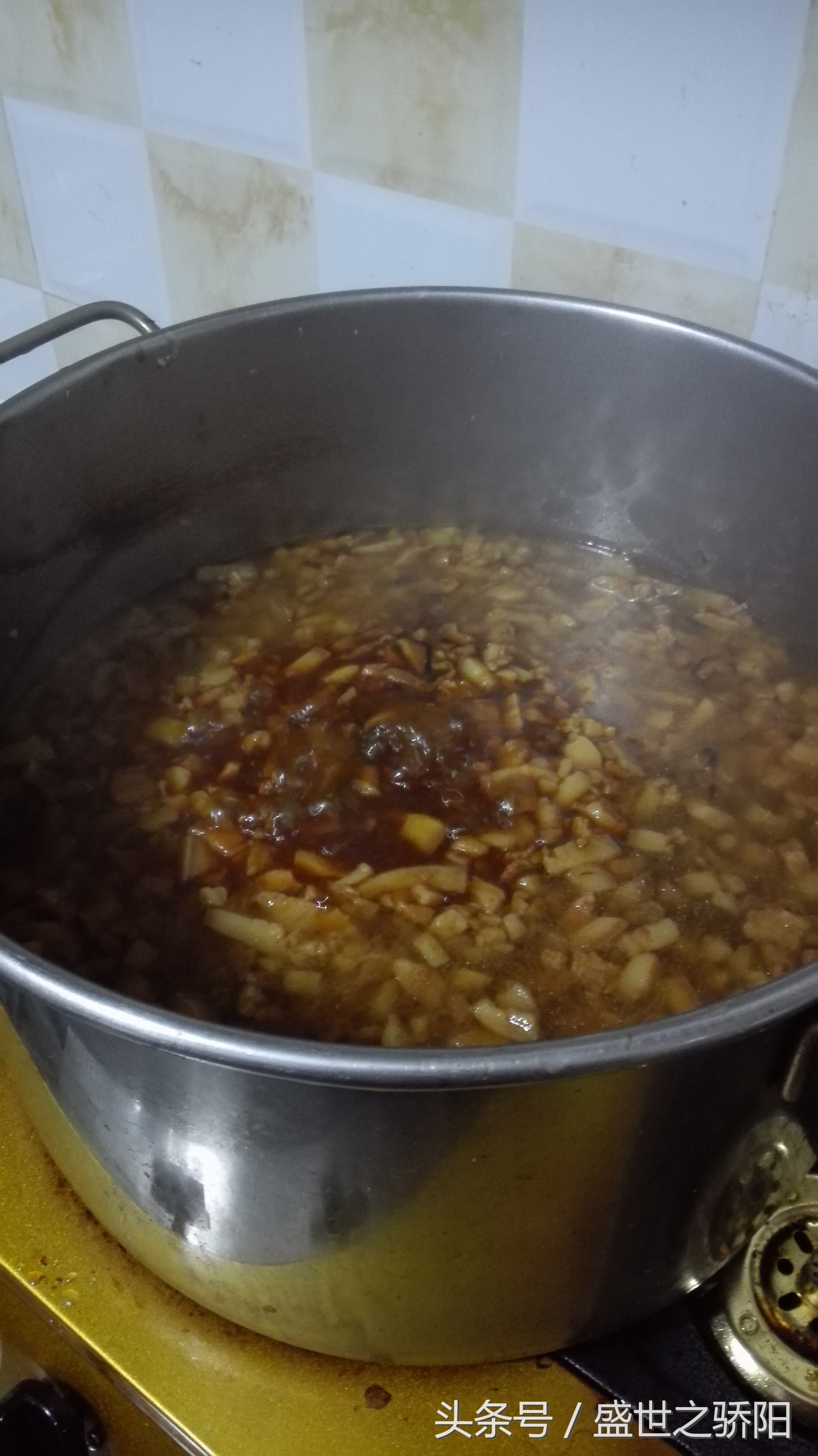 台湾卤肉饭的简单做法大全视频,正宗的台湾卤肉饭制作方法