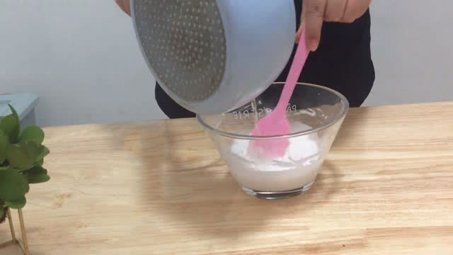 钵仔糕怎样才能看起来晶莹剔透,教你做钵仔糕