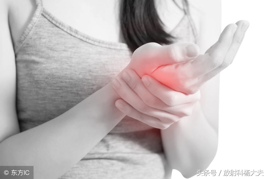 女中老年人手麻是什么原因,中年女人手麻是什么样
