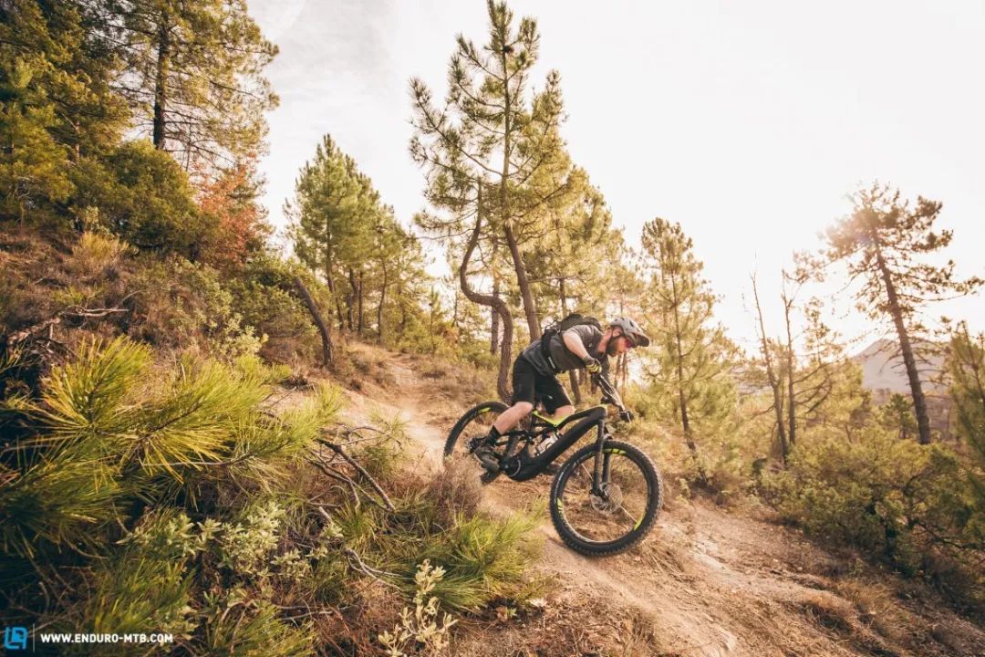 山地车重量很重要吗,山地车一般多少重量好用