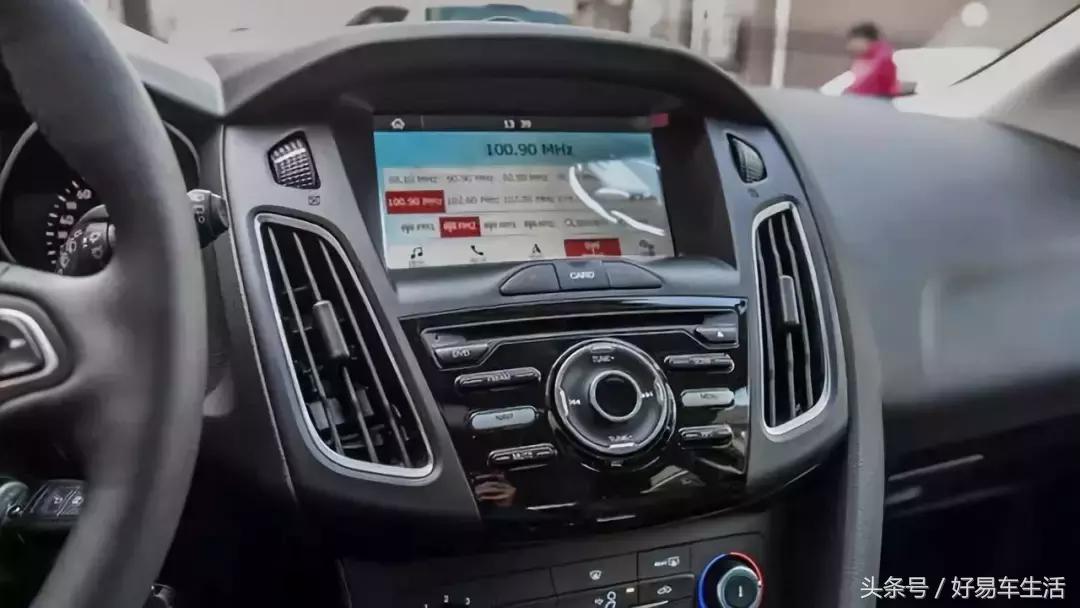 开福克斯的女人档次,女生开福克斯什么体验