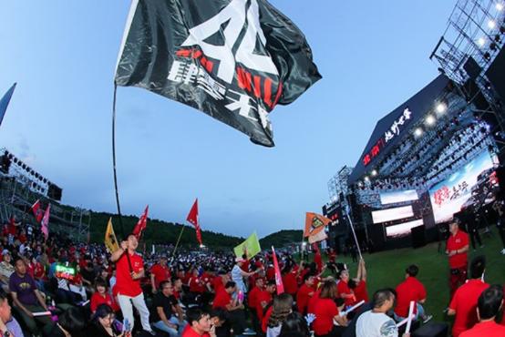 bj402018款plus2.3t尊享版,北汽越野bj40升级版报价