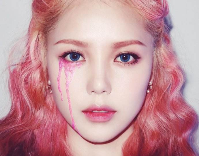 上妆前用隔离霜还是妆前乳,妆前乳和隔离妆容的区别