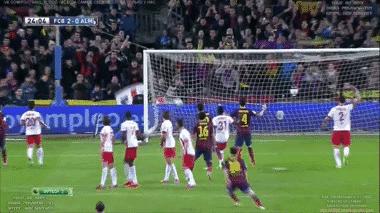 电梯球触球姿势,电梯球厉害还是香蕉球厉害