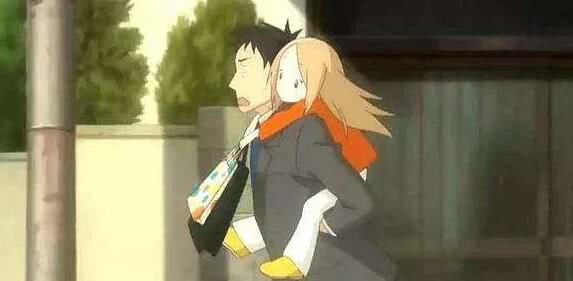 企鹅娘吐槽:你认为大叔和萝莉之间存在纯洁的爱情吗?