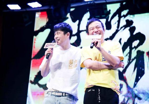 小沈阳大战王宝强,小沈阳猛虫过江歌曲