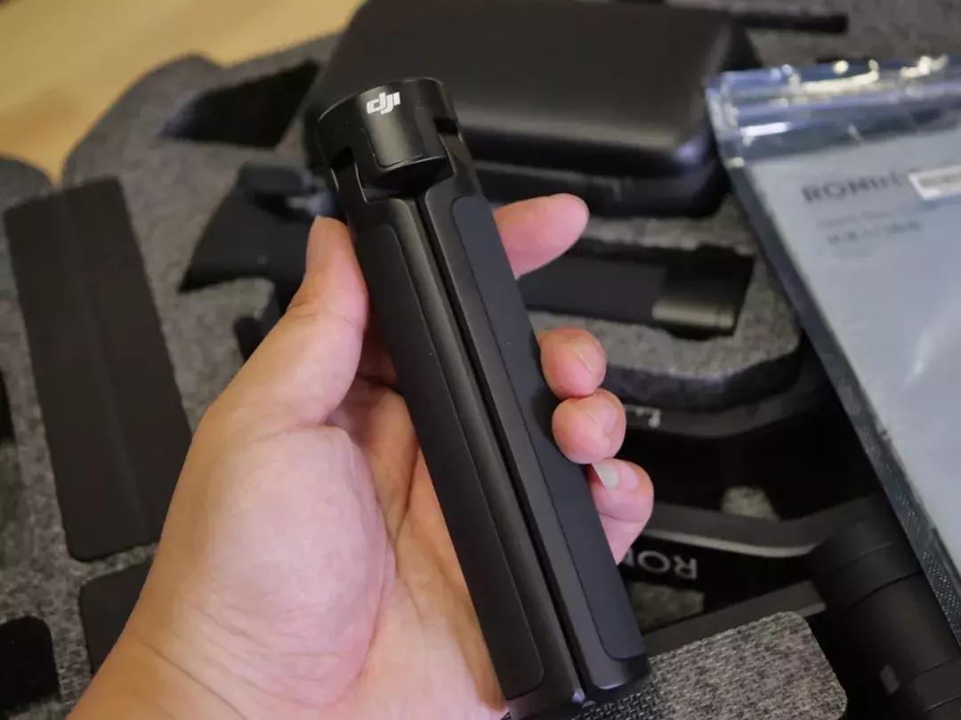 大疆如影s稳定器装箱,大疆如影s相机稳定器竖屏安装
