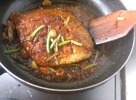 红烧鲳鱼的最佳吃法和做法,简单易学易做的红烧鲳鱼家常做法