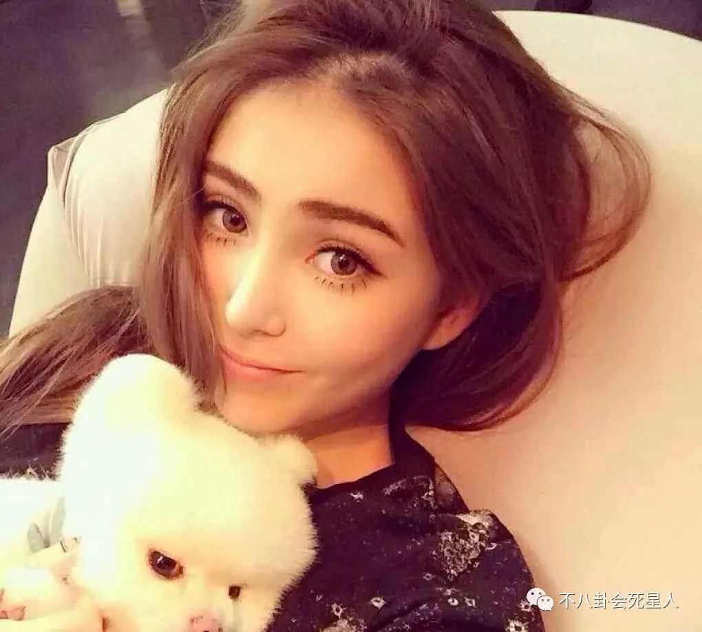 昆凌浓妆前后对比照,大眼女明星素颜