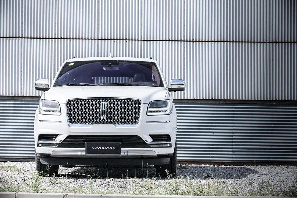 全新林肯领航员试驾视频,全尺寸suv课代表试驾林肯领航员