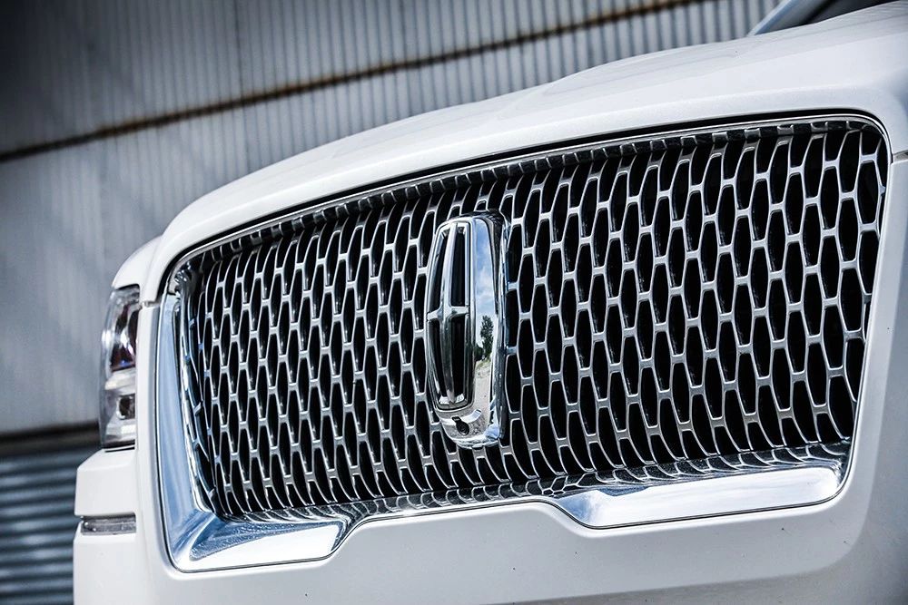 全新林肯领航员试驾视频,全尺寸suv课代表试驾林肯领航员