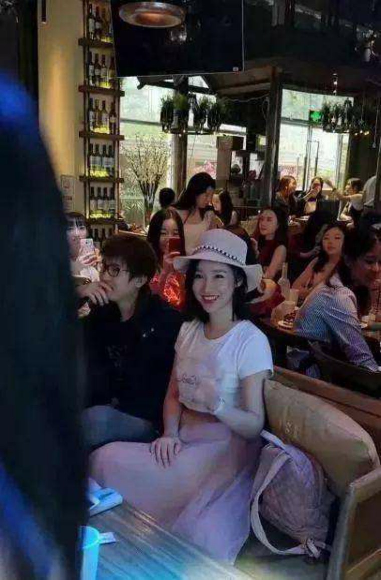 ayawawa的优弹素是什么鬼？还是高圆圆、林允的“抗老术”靠谱