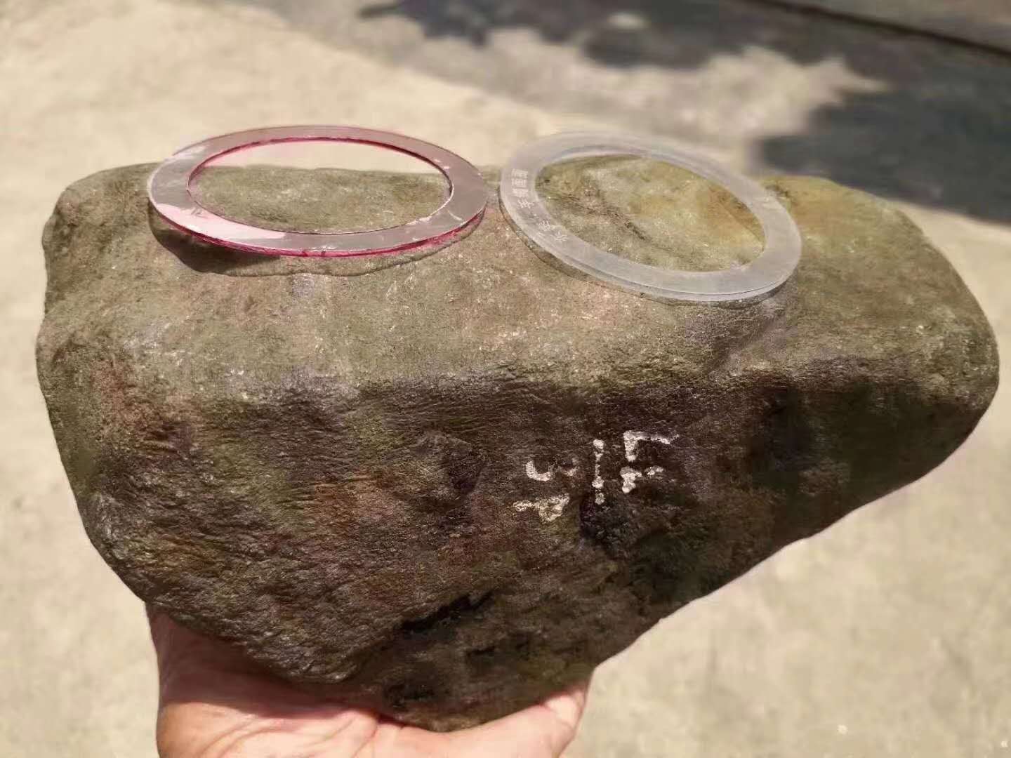 翡翠原石冰种皮壳表现图片大全,翡翠原石16种皮壳图片