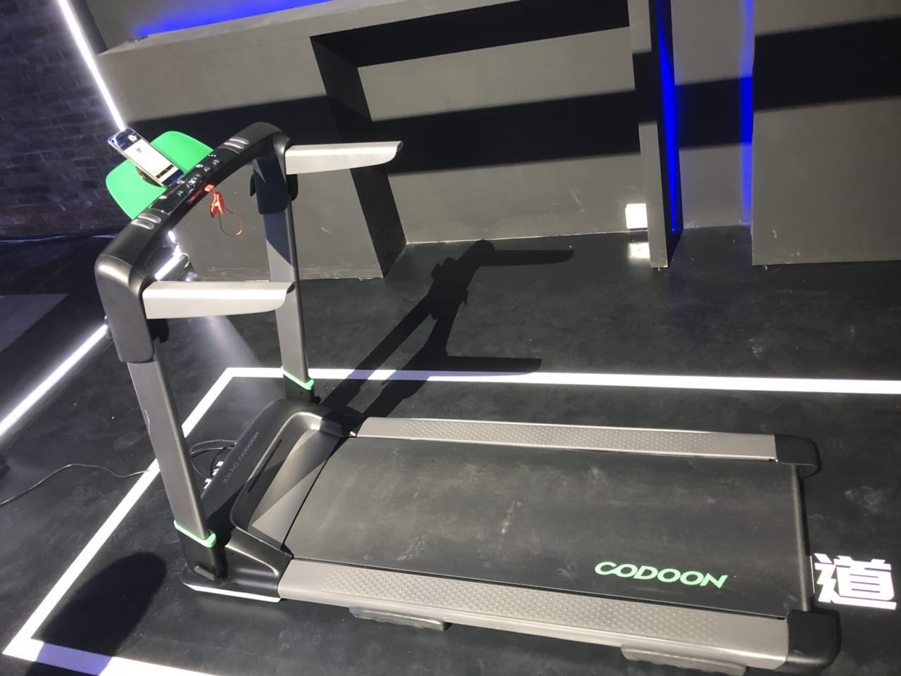 咕咚和小乔跑步机,咕咚绑定小乔跑步机