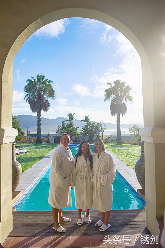 让人无法淡定的非洲SPA，黑人妹子让你体会什么是妙不可言！