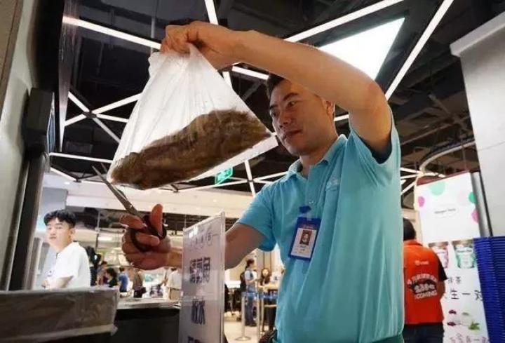 爱吃海鲜的人好不好,爱吃海鲜的人有多积极