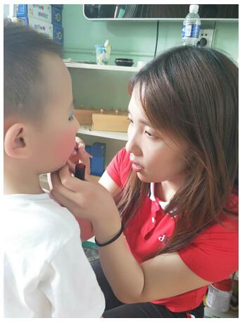 霍州市小太阳幼儿园过六一,霍州市大拇指幼儿园六一