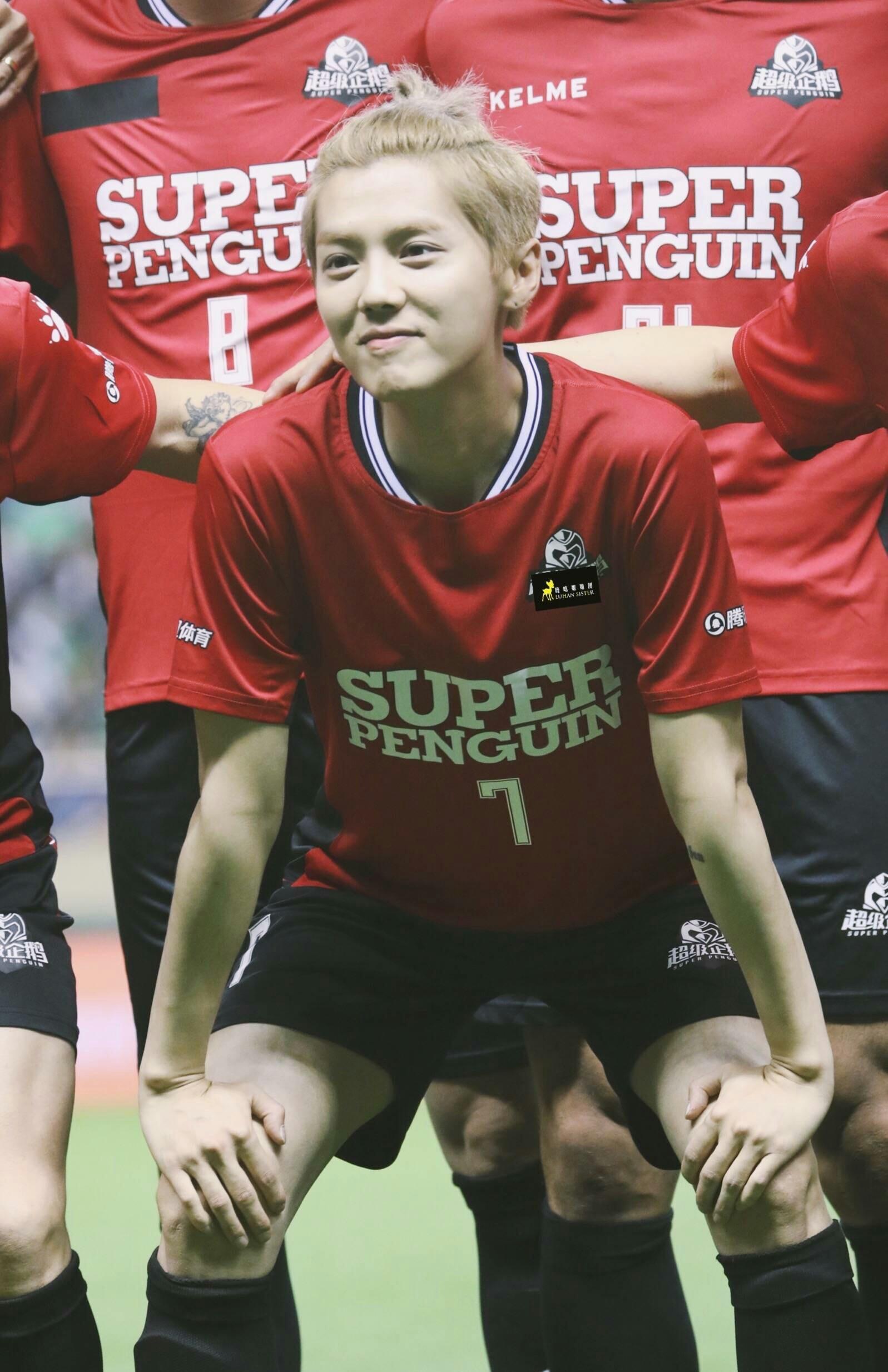 鹿晗谈足球明星,鹿晗绿茵炫球场