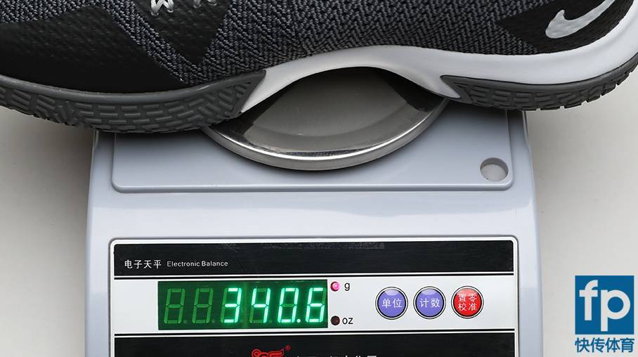 nikezoomlive2鏄腑甯悧,nikezoomliveii閲嶉噺