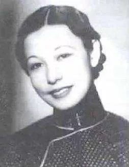 丈夫弃旧怜新,家财散尽,这个风骨美人把薄情岁月活出了深情