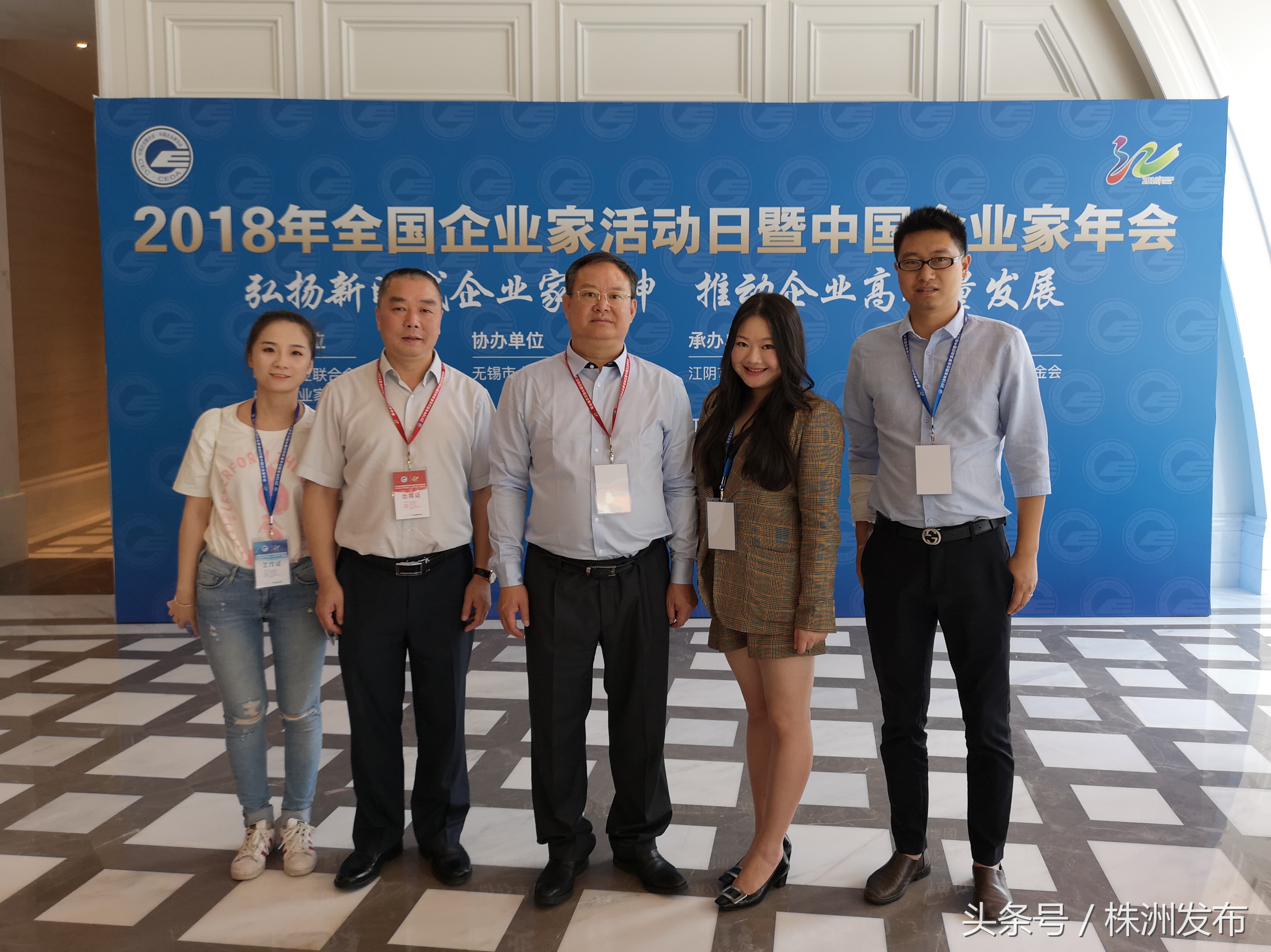 鏍床闈掗緳婀鹃倱澶╅,鏍床闈掗緳婀鹃倱澶╅韬环