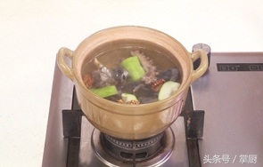 佛手瓜煲乌鸡汤,佛手瓜虫草乌鸡汤