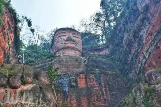 带着女生去峨眉山,带着女友穷游