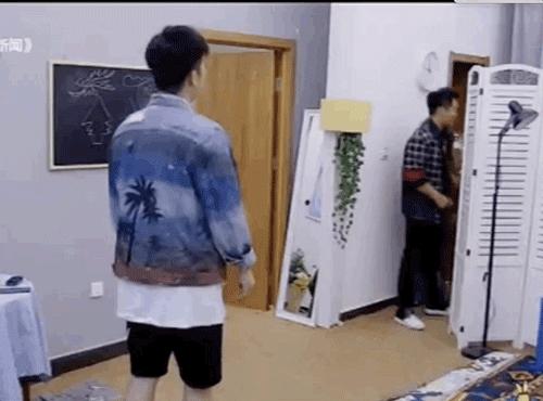 郑恺陈赫上学时期的合作 (陈赫郑恺第一次合作)