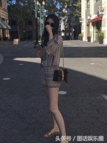 开300万的车，背20万的包，袜子都要1600块，101的姑娘们真有钱啊