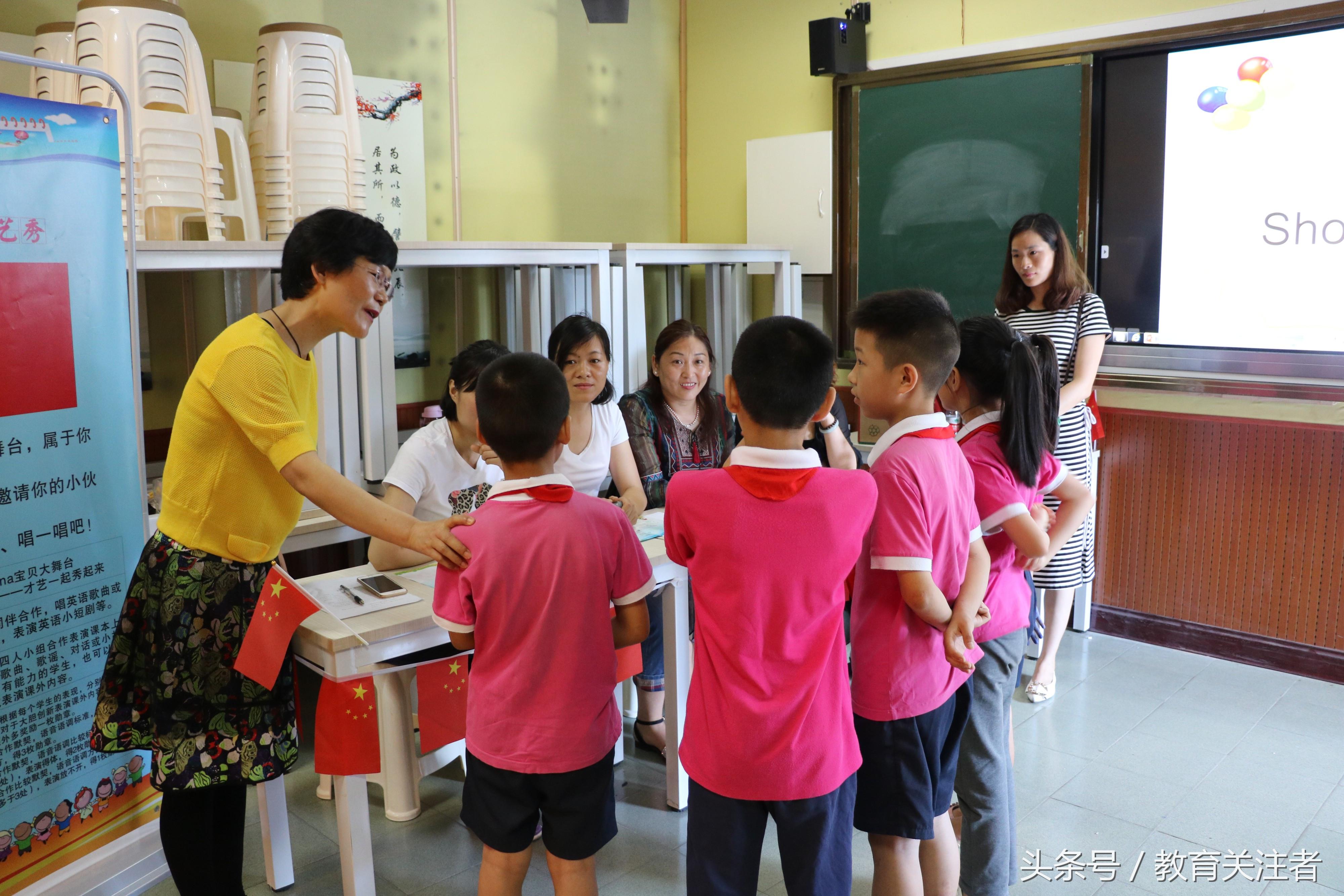 足球宝贝之环游世界—郑州市郑上路小学三年级英语表现性评价侧记