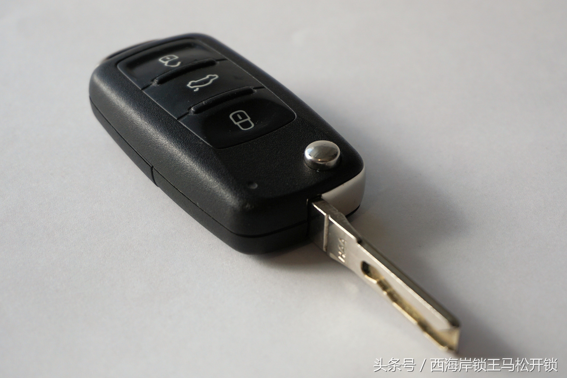 经典轩逸遥控锁失灵如何解决,好慌张怎么办