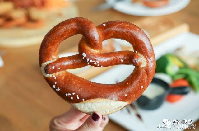 爽爆了！CBD如意湖畔世界杯免费看！啤酒、音乐一个不能少！