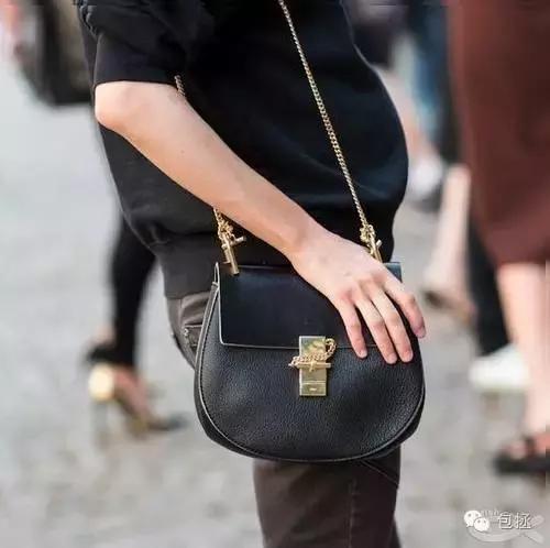 香奈儿包包磨损去哪修复,香奈儿皮面修复