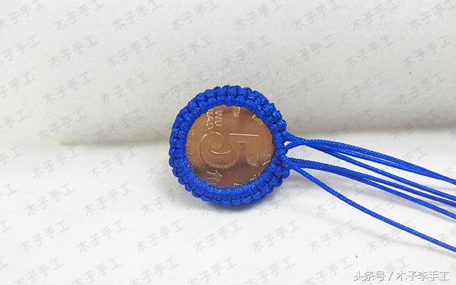 妹子用五毛钱硬币做了一款葫芦钥匙挂，朋友都抢着要