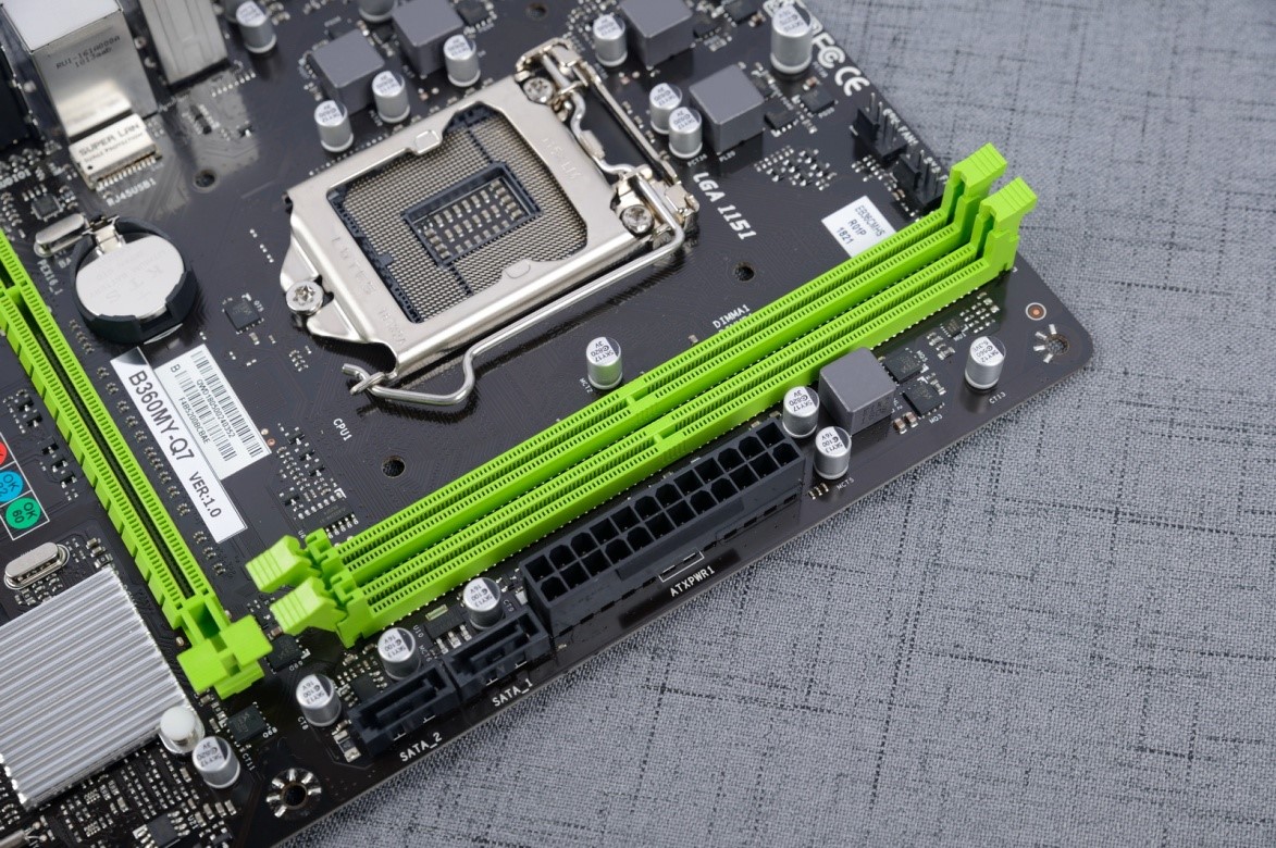 8代处理器装32位系统,磐正aa55mz2-q7主板最高上什么cpu