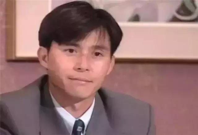 天龙八部慕容复武功排在第几,天龙八部第1集出场的是慕容复吗