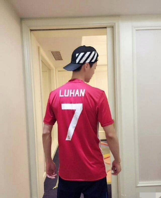 明星追星也疯狂江疏影,明星追星也疯狂杨幂