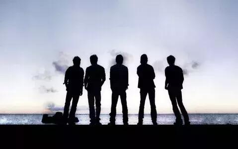 姣斾簹杩猣3r缁翠慨瑙嗛,鎶ュ簾姣斾簹杩猣3r