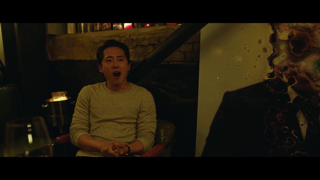 李沧东改编村上春树的《燃烧》，细思恐极的隐喻和谜团全为你破解