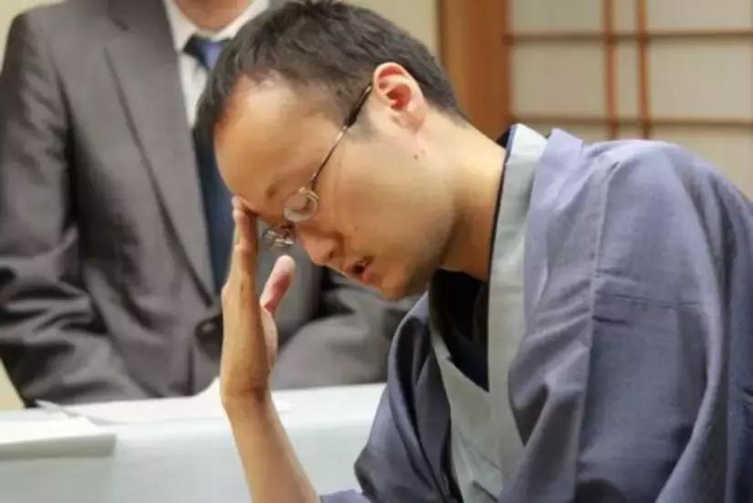 「专栏」和萝莉同居的故事——白鸟士郎与《龙王的工作》