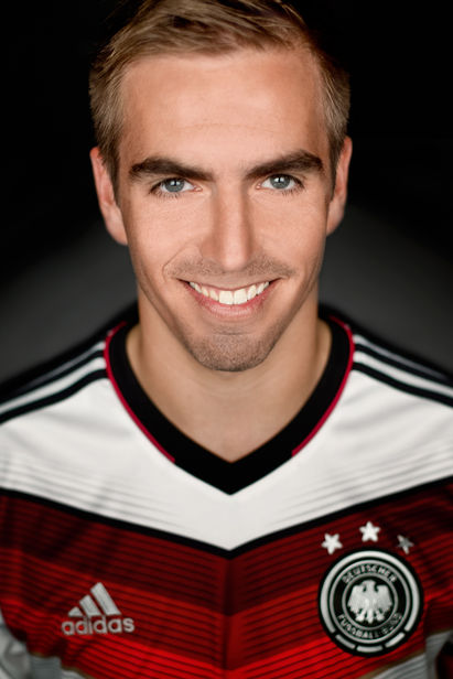 德国队四位队长带领获得世界冠军,可惜第一位已离人世